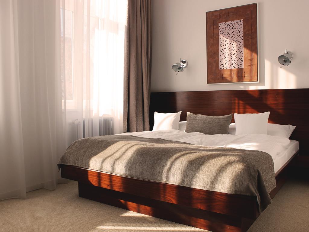 Hotel Lev Levice Zimmer foto